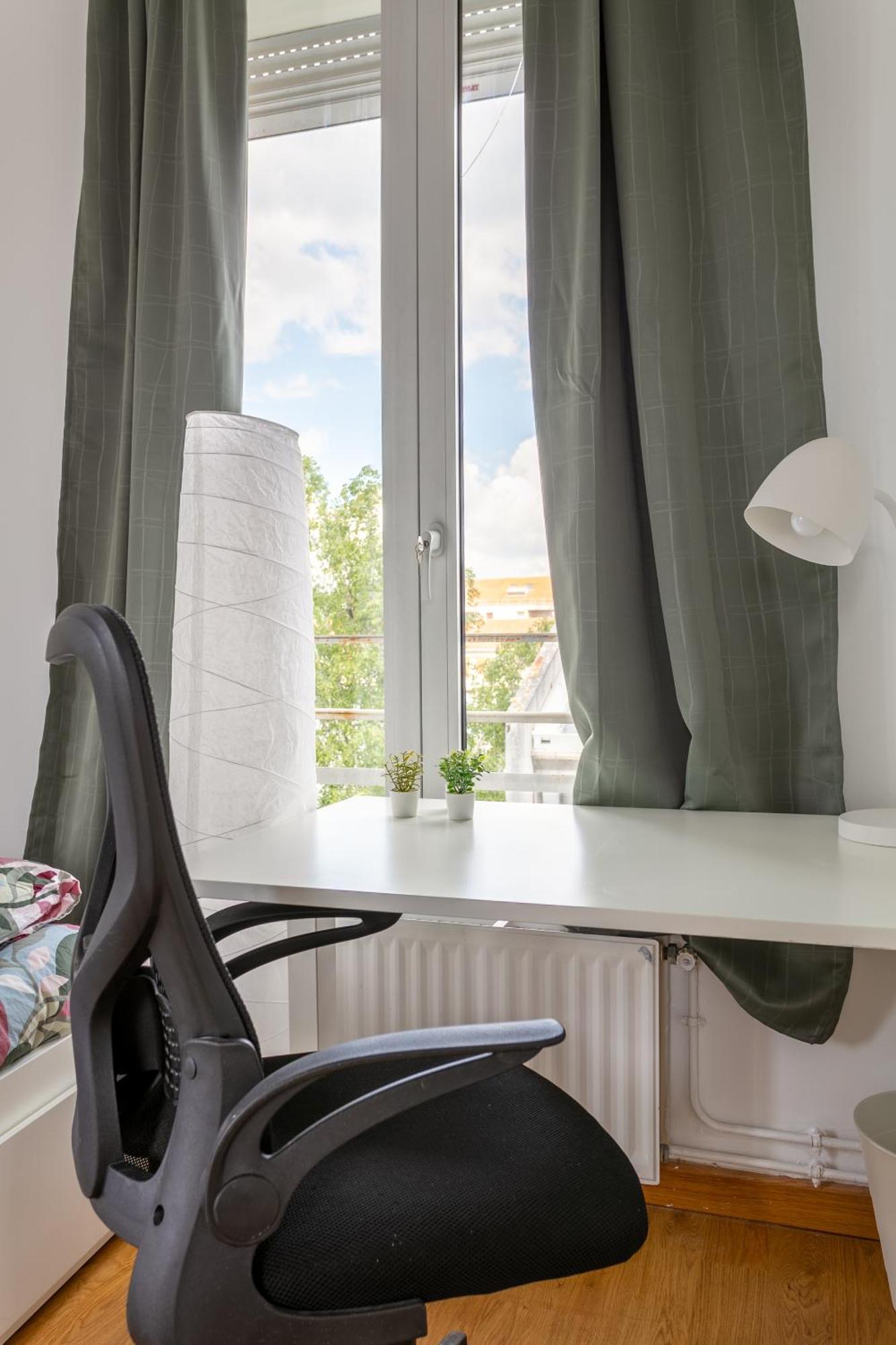 Apartamento Parisian Penthouse With Large Terrasse Pierrefitte-sur-Seine Exterior foto